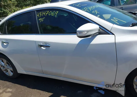 2015 Nissan Altima 2.5 Sl z USA, uszkodzony, nr VIN 1N4AL3AP0FN336869